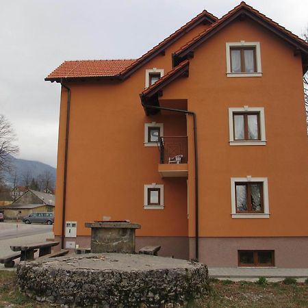Apartments Manjan Krasno Polje Eksteriør billede